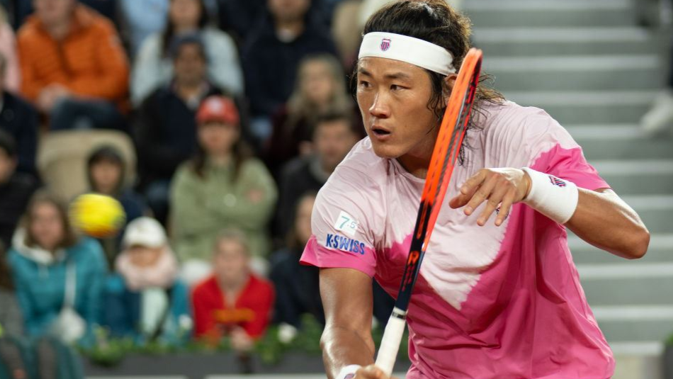Zhang Zhizhen writes new history by roaring into Halle ATP semis
