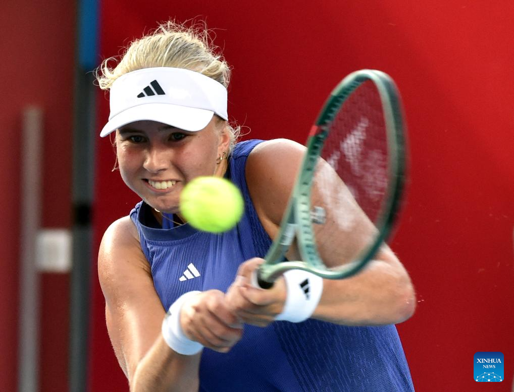 Ajla Tomljanovic wins women's singles final at WTA Hong Kong Open