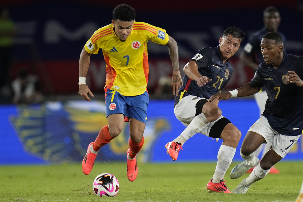 Wasteful Colombia fall to 10man Ecuador, Paraguay draw at Bolivia