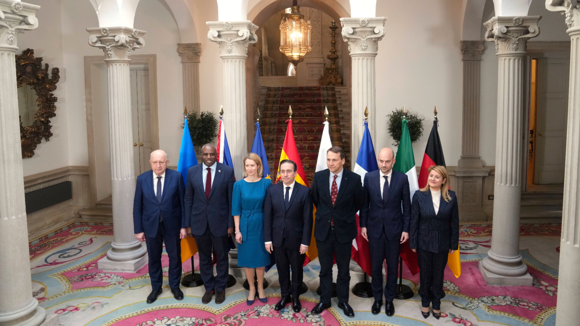 Foreign ministers of European powers reaffirm united support for Ukraine