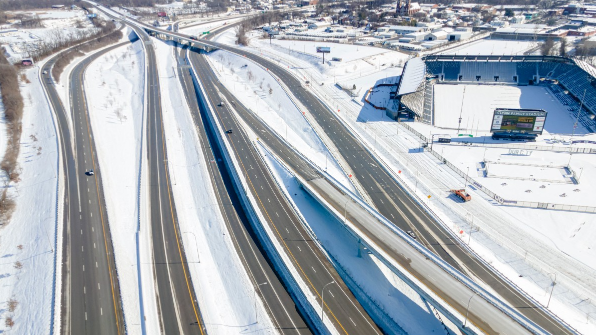 Millions of Americans, digging out after deadly snowstorm, face days of ...