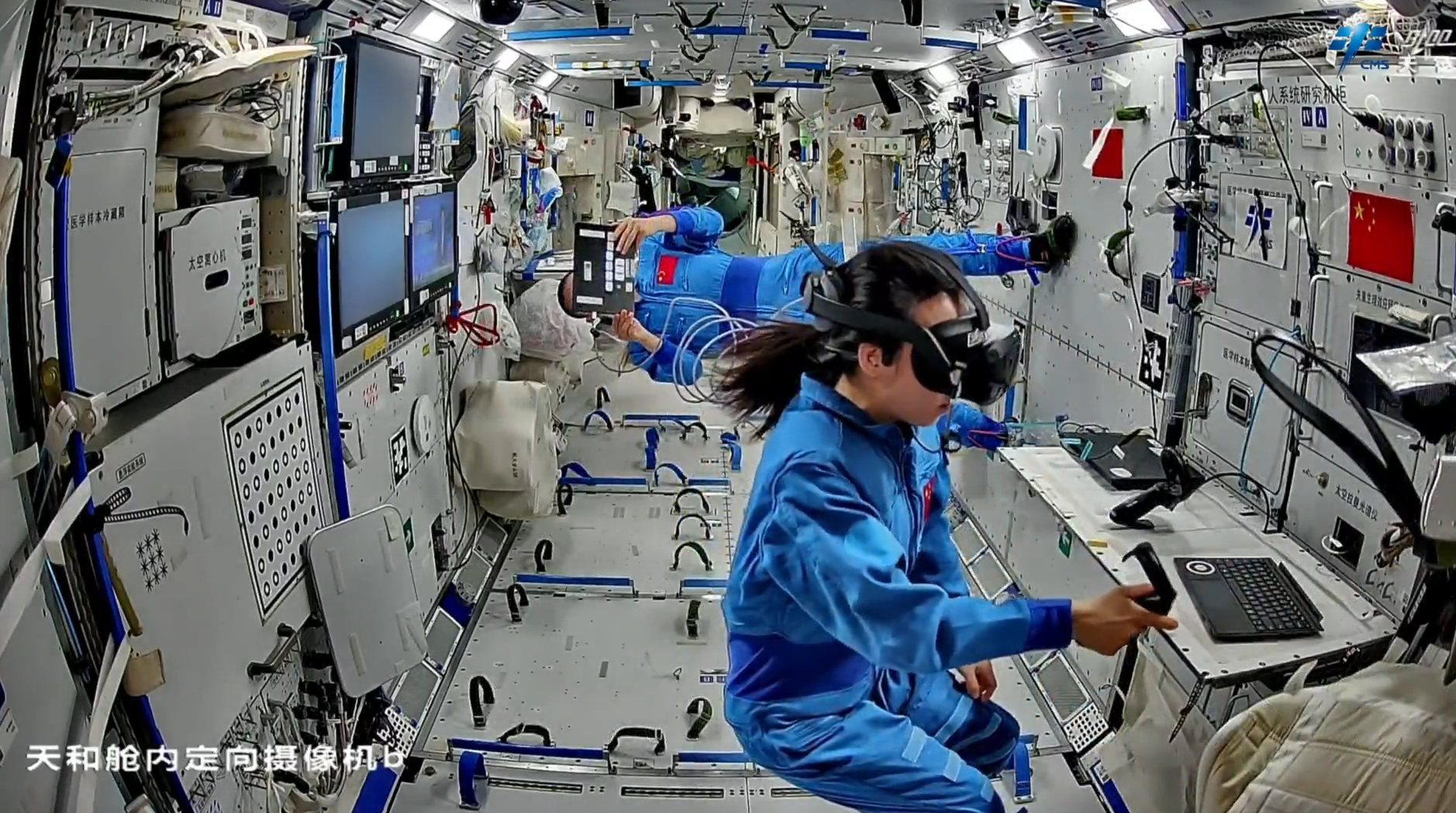 HK's Lai, colleagues interact with robot, monitor muscles in orbit