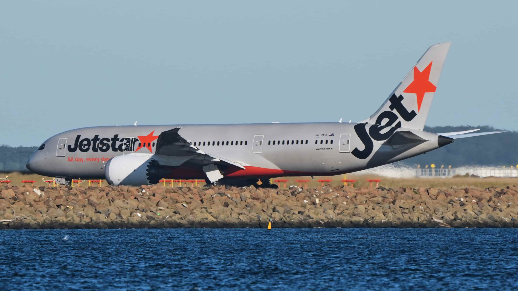 Jetstar plane nearly collides with van at Australian airport